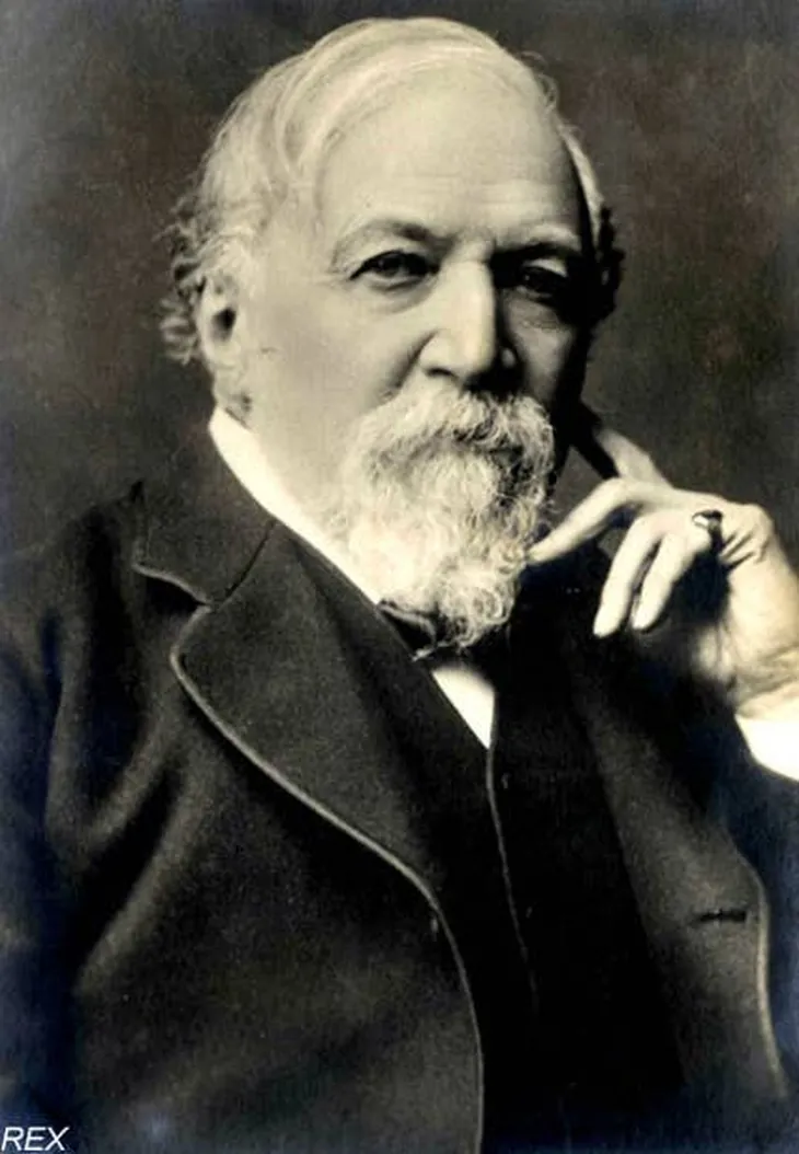 10417 92208 - Robert Browning