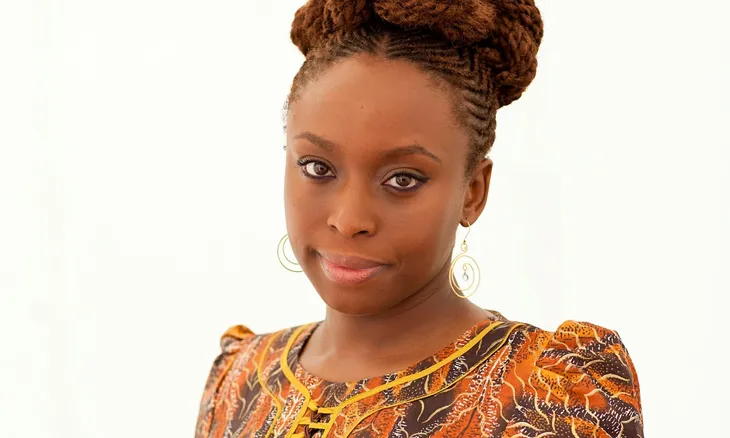 3742 97039 - Chimamanda Ngozi Adichie Frases