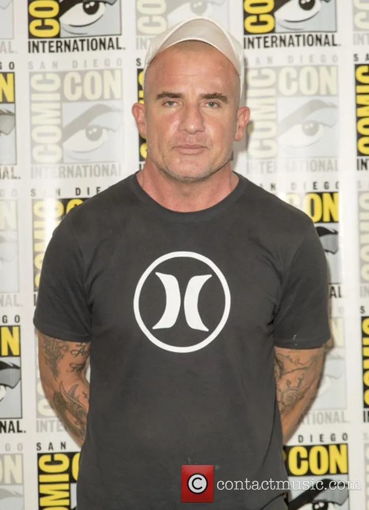 4501 97597 - Dominic Purcell