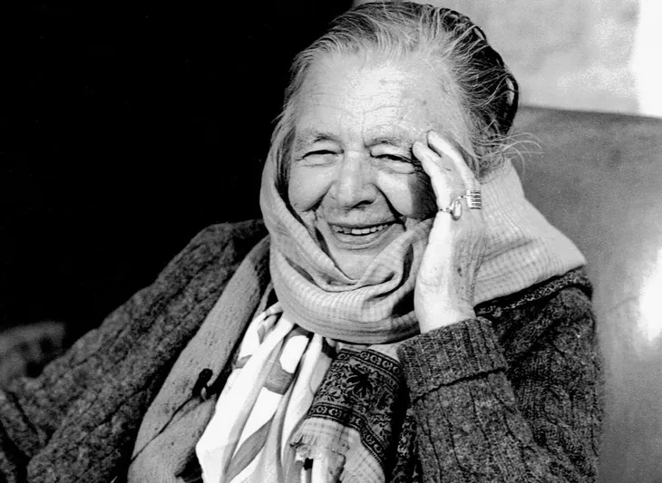 5519 81476 - Marguerite Yourcenar Frases